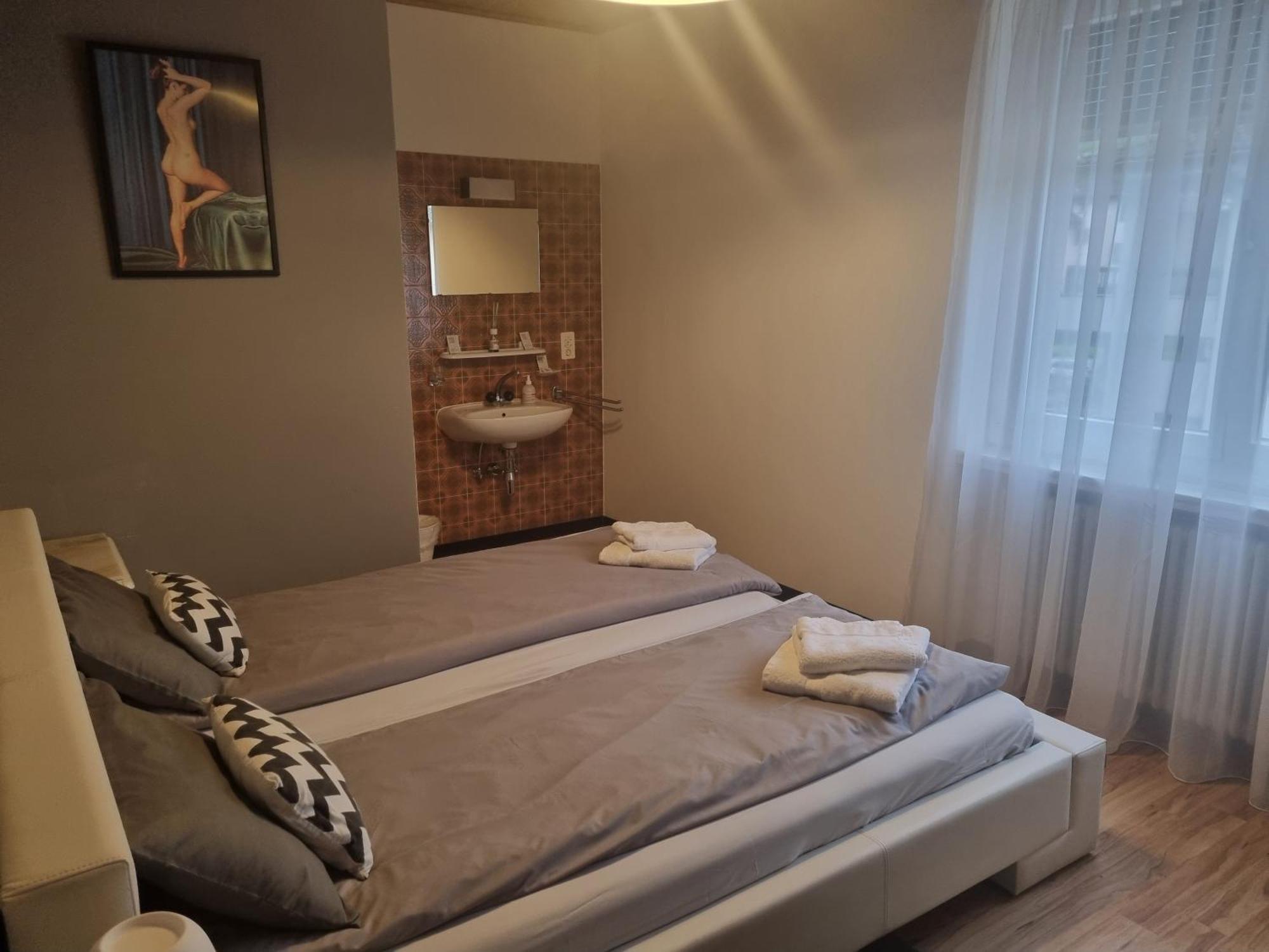 Ristorante Pizzeria Al Posta, Con Alogio Hotel Malvaglia Екстериор снимка